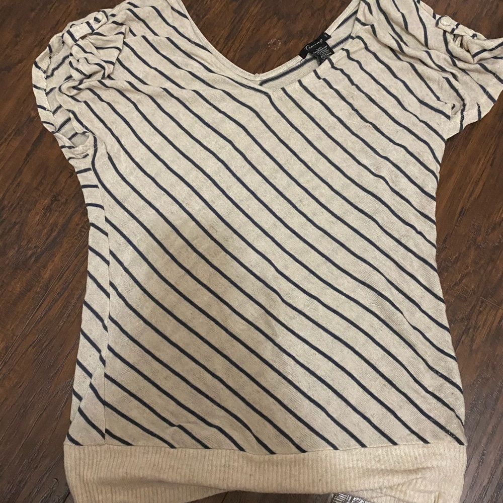 Cute Creme Colored Top with Gray Stripes